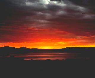 own entrance, own bathroom, quiet with great views of the lake - 5