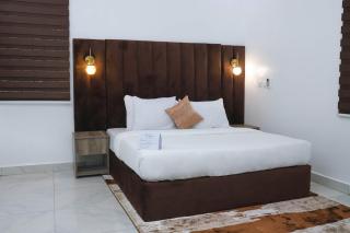 Fort Fountain Apartments - 7