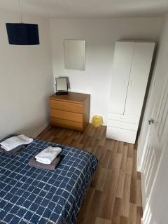 Claire’s AirBNB 2 - 8