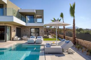 Divel Luxury Villas, by Estia - 1