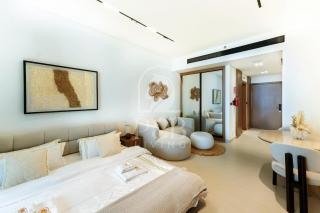 Luxury Waterfront Studio in Business Bay with Private Pool Trillionaire Residences by PNB Living - Dubai - 3