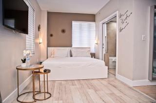 Cozy Studio Ocean Drive - Roof Top Pool with Bar - 9