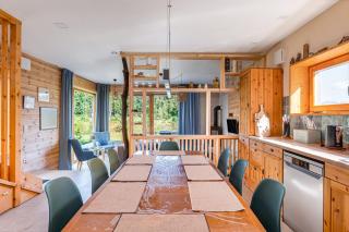 Waterfront Escape I Svencele I 2BR I Terrace I ᴄᴏʜᴏsᴛ - 4