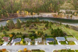 Close to downtown on Riverfront Park - 7