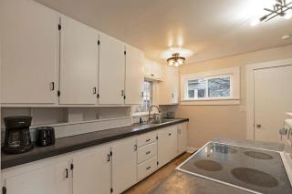 Slant Streets Bungalow - 2