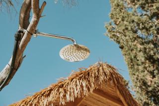 Luxury Boutique Jacuzzi Chalet - 6