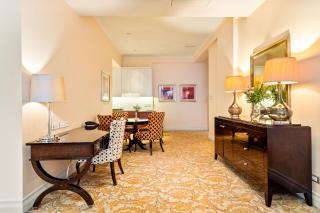 Taj Hotel 305 by Host Agents - 1