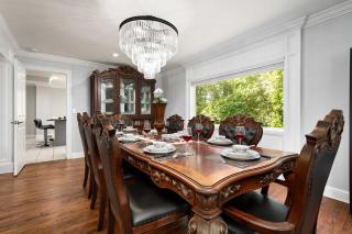 Spacious 6BR Getaway Game Room Firepit NYC - 1