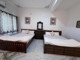 Liitle Pichola Home stay - 7