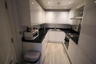 Holden Court Apartments - Apt 3 - West Drayton - 7