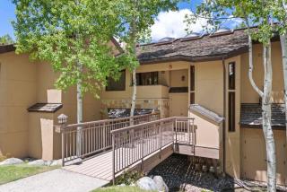 Luxury Ski In, Ski Out 2 Bedroom Colorado Vacation Rental Steps From The Ski Slopes With Hot Tub And Pool - 9