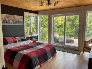 Chalet Bleu Ski In Ski Out With Spa - 3