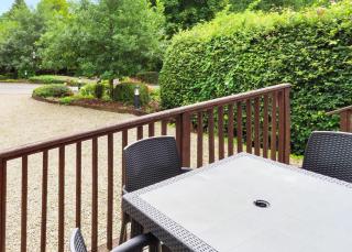 Herons Brook Retreat Lodges - Narberth - 7