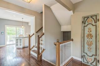 South Side Luxury - Walk to Carson Street and Parking - 2