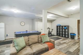 South Side Luxury - Walk to Carson Street and Parking - 3