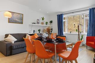 Barbican Apartments with Home Cinema Experience - by KeyHol Holidays - 0