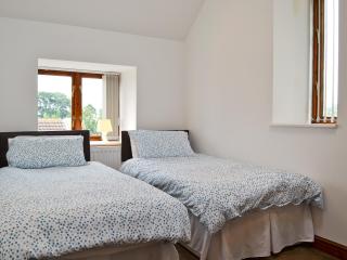 Roslyn Cottage - 1