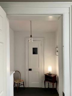 Twin Oaks Near Lake Wallenpaupack Historic Home - 8