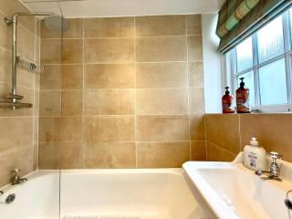 Historic Mews House 2BR in Edinburgh City Centre - Edimburgo - 9
