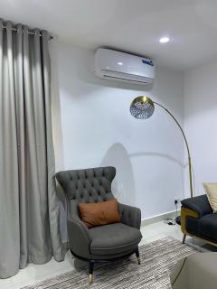 Abuja City Tourist's Home - 8