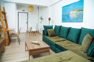 Elegant Two-Bedroom in Exarcheia, Peridot - Homes - 3
