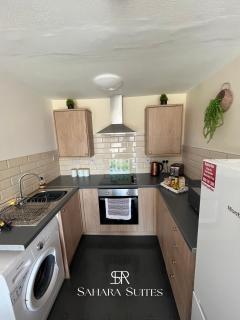 Modern 2BR - Newcastle City & St James - Parking - 1