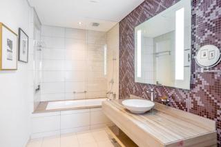 Paramount Tower 1 BR, Hollywood Style Stay - 3