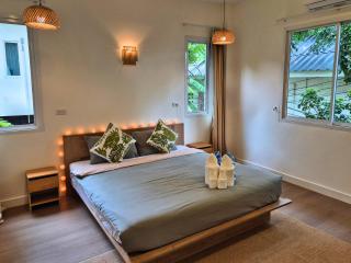 The Lomlay Villas - 4