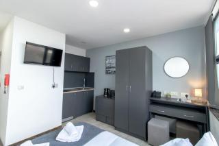 Lovely Central Sunderland Studio - 4