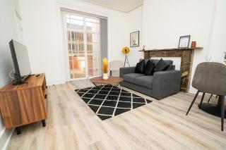 Stylish Flat with Terrace in Cheltenham Centre - 6