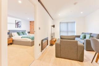 Cosy 2 Bed Apartment in Burton-on-Trent - 1