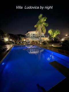 Villa Ludovica Siracusa, Pool 6x12, Jacuzzi, Padel, Pickleball, Volleyball, Wifi - 9