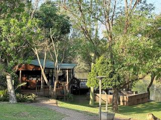 Leopard Chalets Hippo Waterfront Lodge - Nelspruit - 6