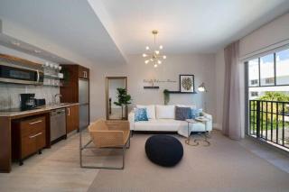 Ocean Dr 1BR Apt with Rooftop Pool 93 Walk Score - 9