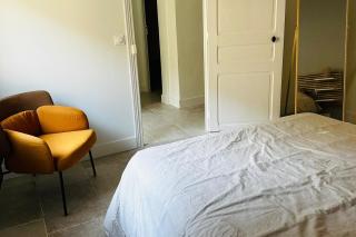 Spacious cocoon with garden near the sea - 3