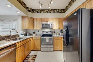 Coastal condo with pool, lanai, washer/dryer, & elevator - 2