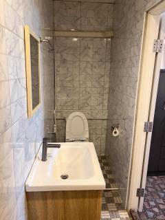 Sherly 888 Hotel - 2