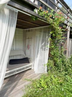 Charming Summer House With Beach Access - 6