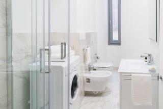 Central & Modern Apartment by Rent All Como - 5
