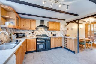 Tones Cottage - 9