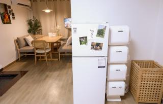 Maximum 6 people, Hongik University Station 7 minutes, Airport Bus, Free Luggage Storage, 3 Rooms, 3 Queen Beds - 5