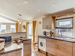 3 Bed in Brixham BX012 - 4