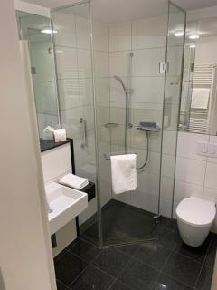 MAVO Hospitality Stuttgart Bismarckstrasse - 4