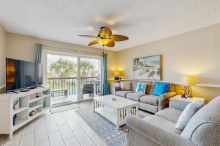 Third Floor Condo with Shared Pool, Free WiFi, Central AC, & Shared Tennis - 2