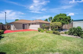 Sunny San Lorenzo Ranch - 3BR Home with Large Yard - 3