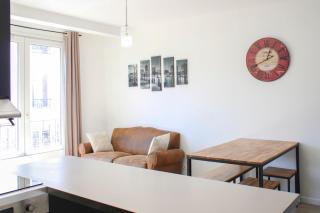 In Saint-Denis bright and comfortable apartment - 8