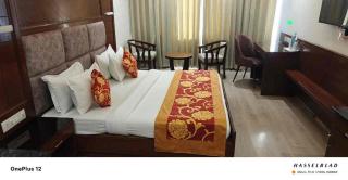 Hotel The Saffron Park - 0