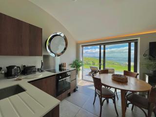 The Willow Hill - 5