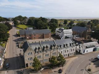 5 Argyle Place, Dornoch - 9