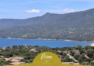 Superbe villa entre mer et montagne avec piscine - 0